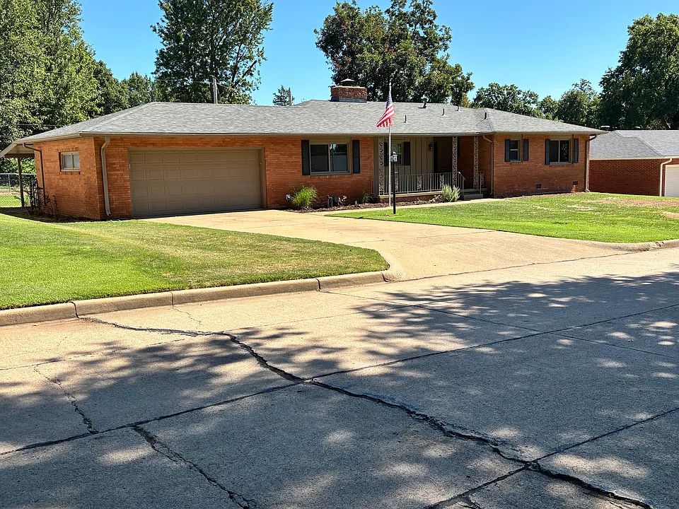 1309 De Soto St