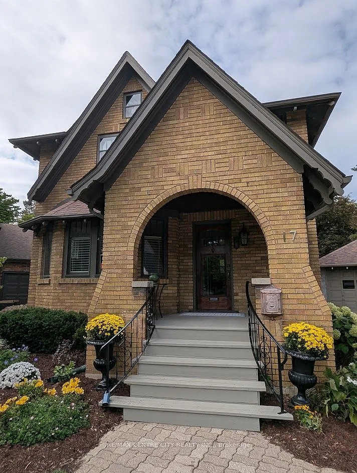 4 bed, $3,100 — Photo 2
