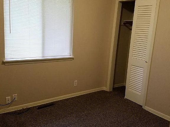 5th image of 1303 N 64th Dr #1