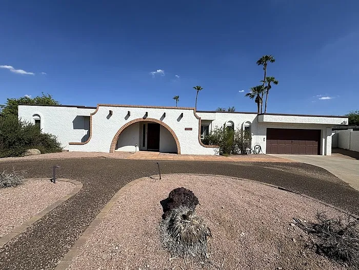5 bed, 3.0 bath, 3548 sqft, $3,795 — Photo 4