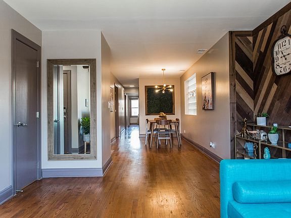 2nd image of 3722 S Calumet Ave #1