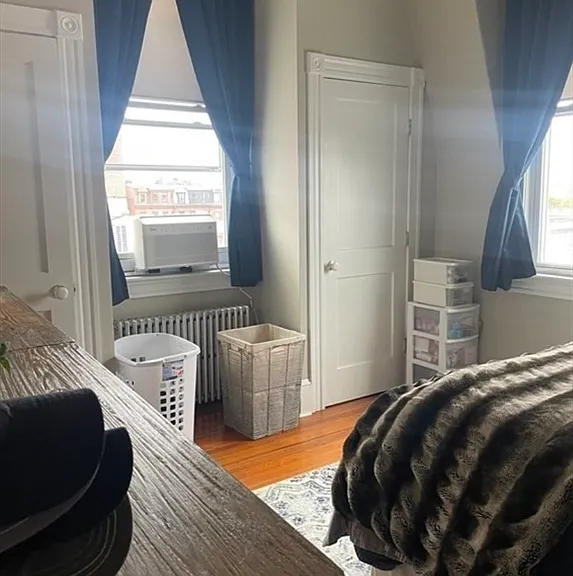554 E 4th St #6 — Photo 10