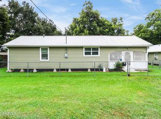 606 E 15th St, Crowley, LA 70526