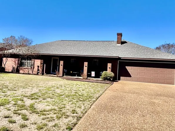 518 Wildwood Dr, Greenville, MS 38701