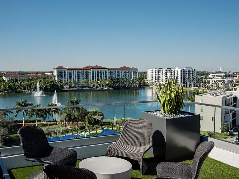 Enjoy our scenic views and ample lounge spaces