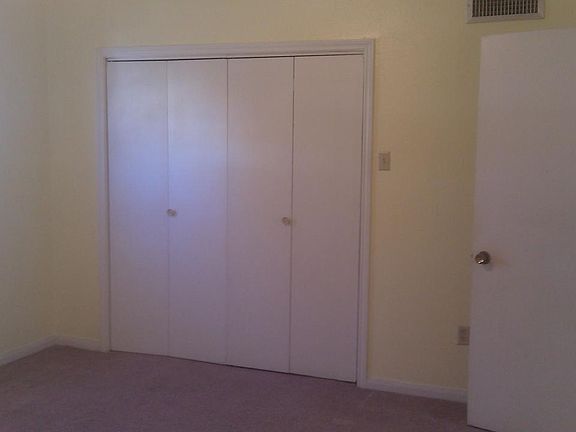 LARGE MASTER CLOSET