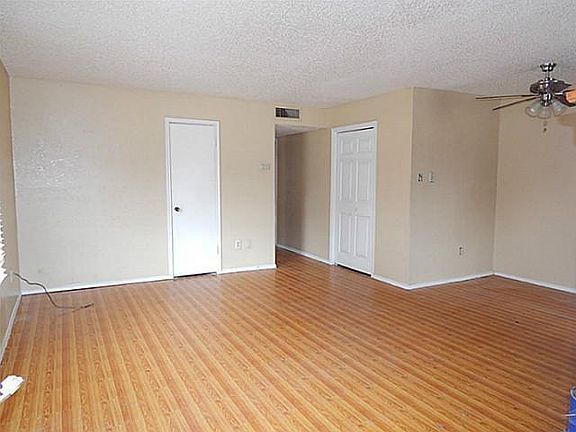 5th image of 1125 Pleasant Valley Ln