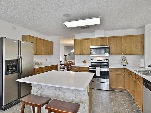 5th image of 12921 Dionysus Dr