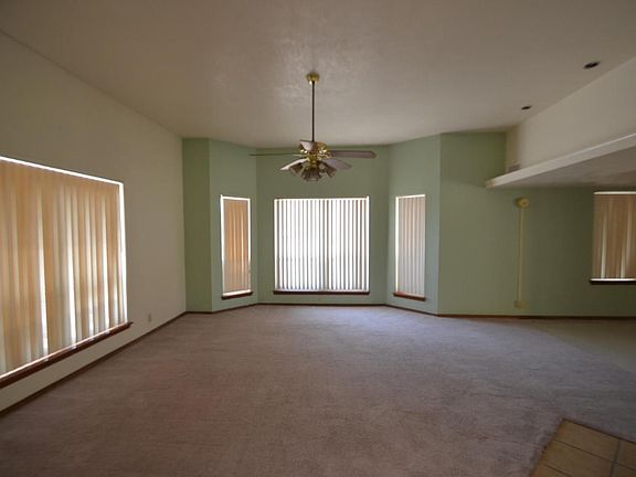 2nd image of 7425 Lynwood Dr NW