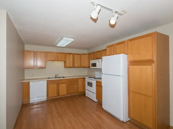 Northwest Apartments 3577