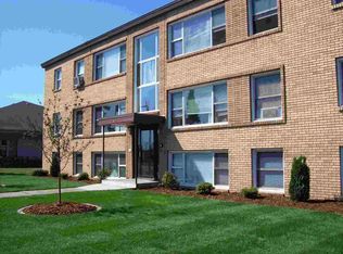 1621 7th St W APT 06, Saint Paul, MN 55102