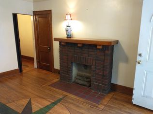 2433 Maplewood Ave, Toledo, OH 43620