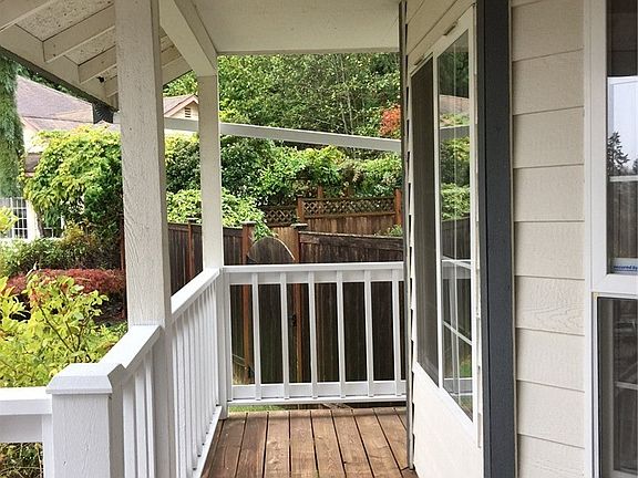 4th image of 4041 SE Saxon Ct