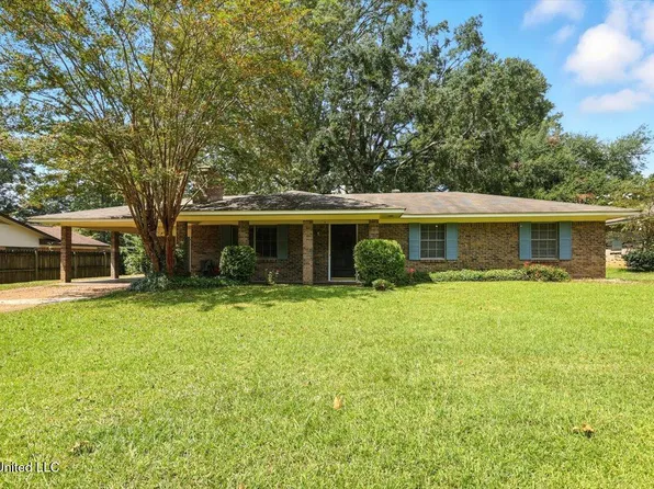 461 Robert Michael Dr, Pearl, MS 39208