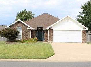 114 Elm St, Centerton, AR 72719