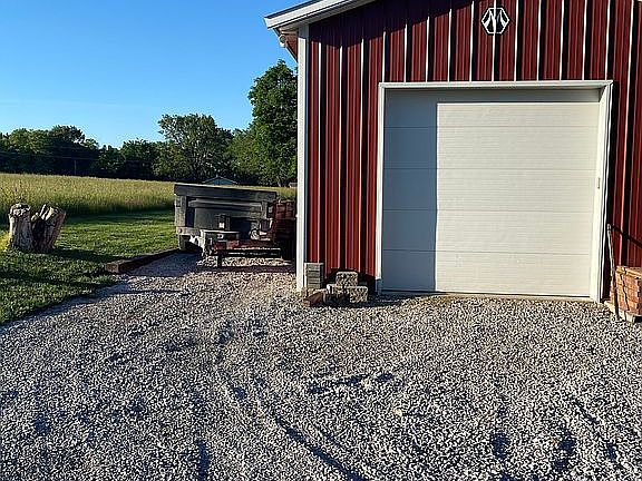 3rd image of 1462 Circle Dr