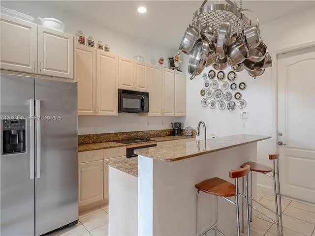 623 SW 146th Ter — Photo 20