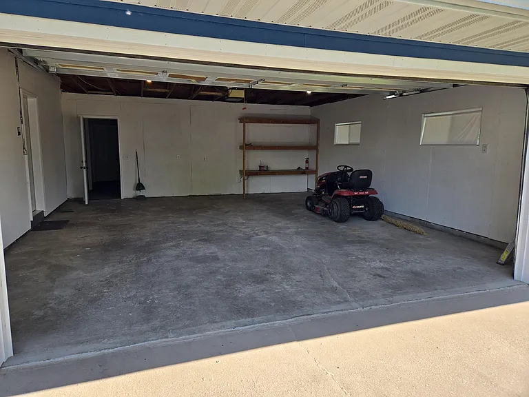 750 Franklin St — Photo 11