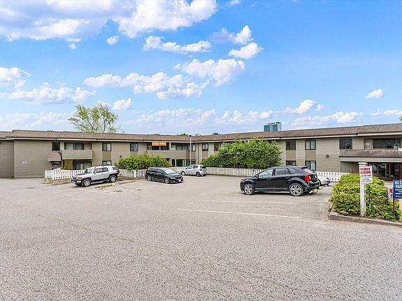 2nd image of 1565 Noble Ct #106