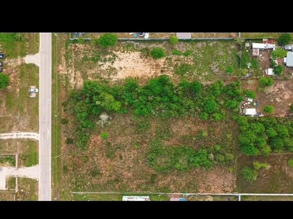 1832 Road 5832, Cleveland, TX 77327
