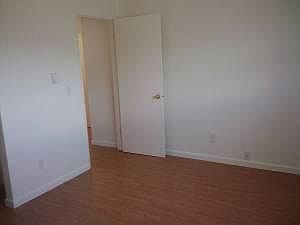 2nd image of 313 E Dennis St SE