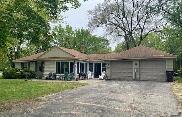 1st image of 3528 N 168th Ave