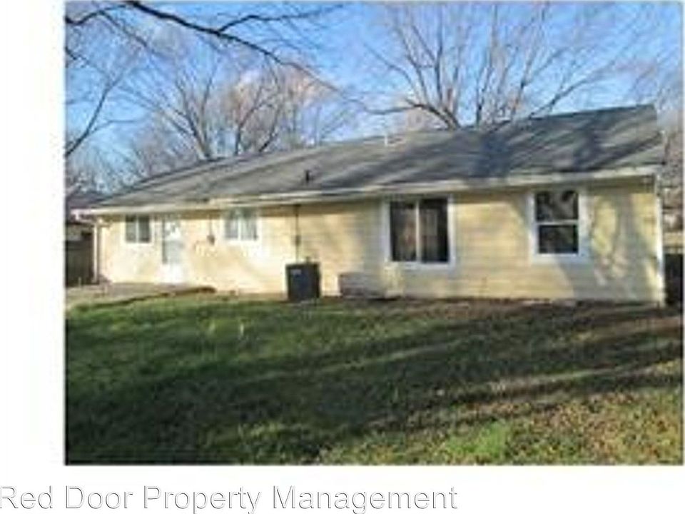 2nd image of 5909 E 43rd St
