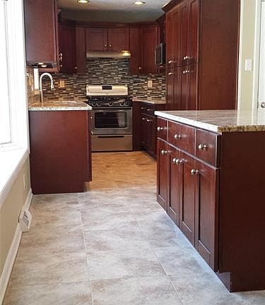2nd image of 28749 Orange Meadow Ln