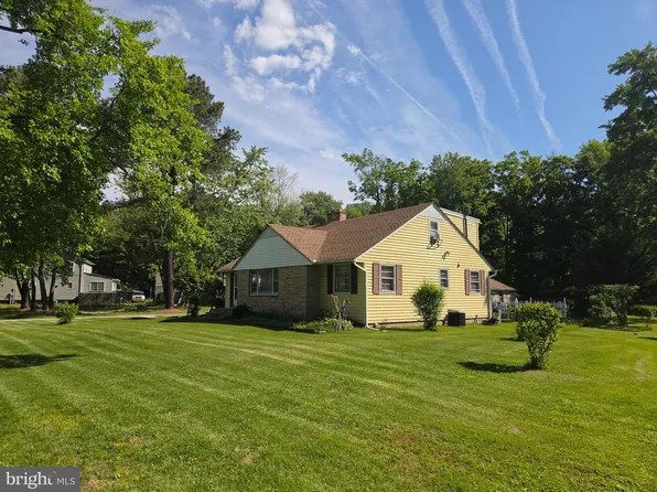 305 Bowleys Quarters Rd, Middle River, MD 21220