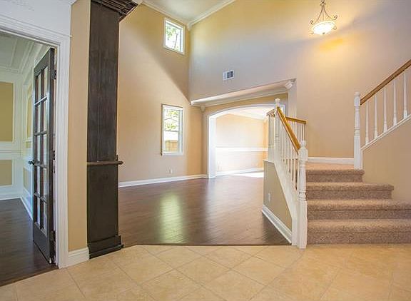 4th image of 26236 Lawrence Union Dr