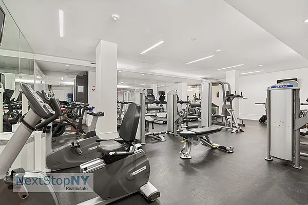 Rented by NextStopNY | media 20