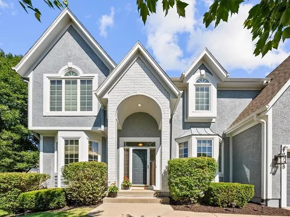 13708 Lucille St, Overland Park, KS 66221