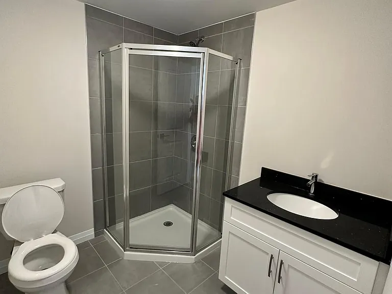 720 Grey St #19 — Photo 19