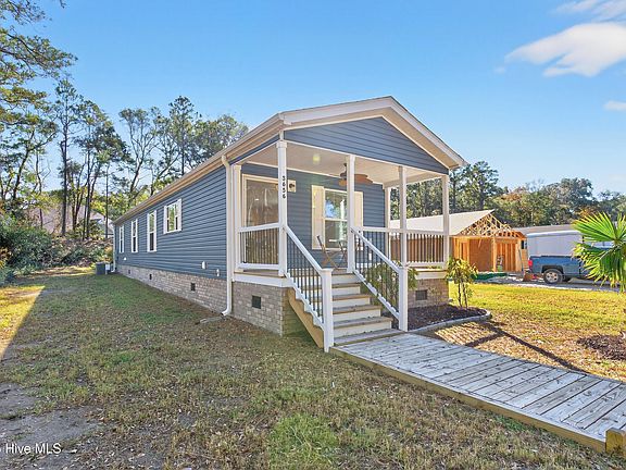 3rd image of 3656 Lakeview Drive SW