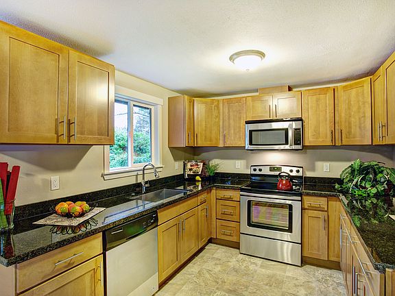 4th image of 8311 Lawndale Ave SW