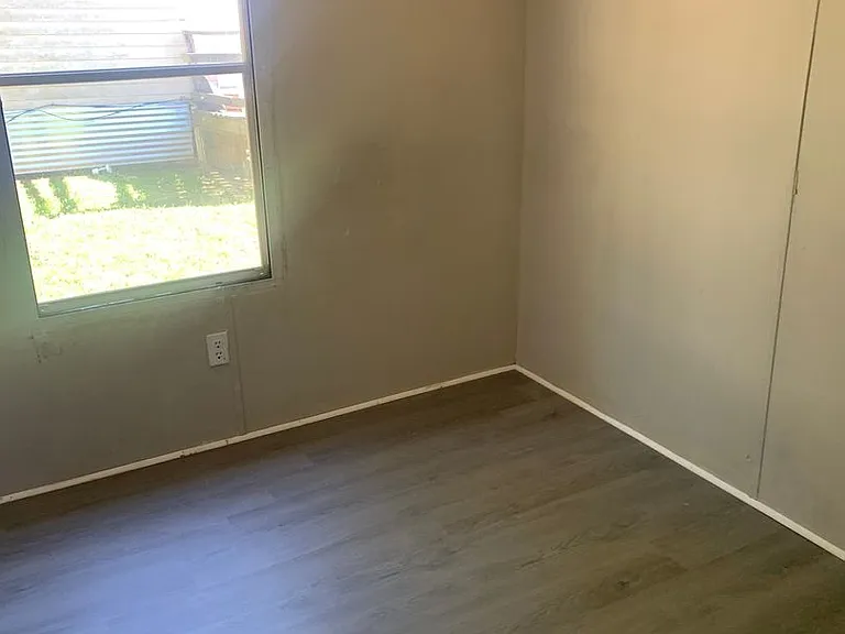 111 Holly Vista Ln — Photo 6