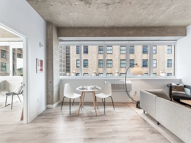 The Mercer — Photo 46