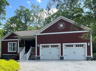 101 Fox Rd, Monterey, TN 38574