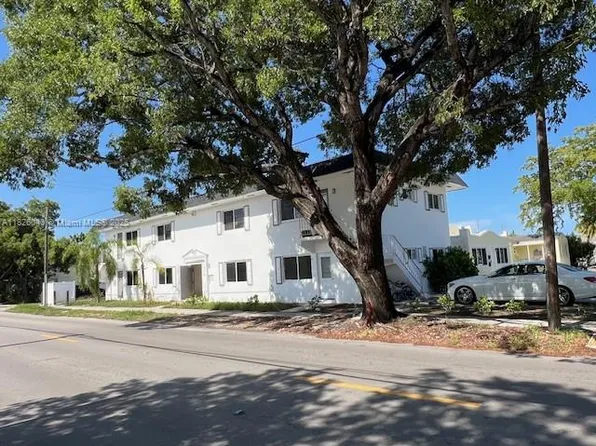 1859 SW Lincoln St, Hollywood, FL 33020