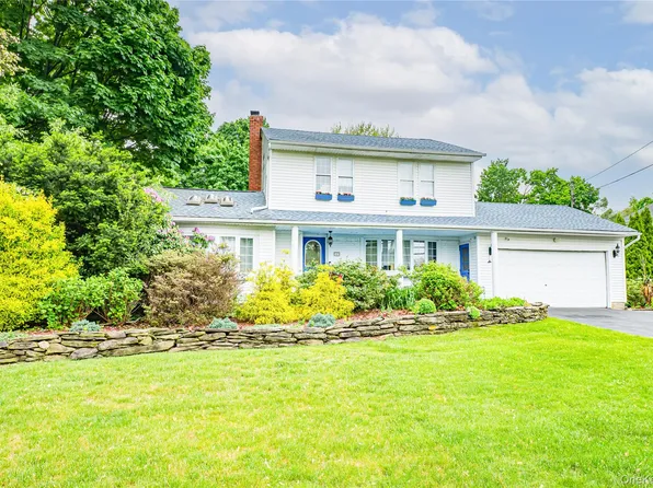 343 Townline Road, East Northport, NY 11731