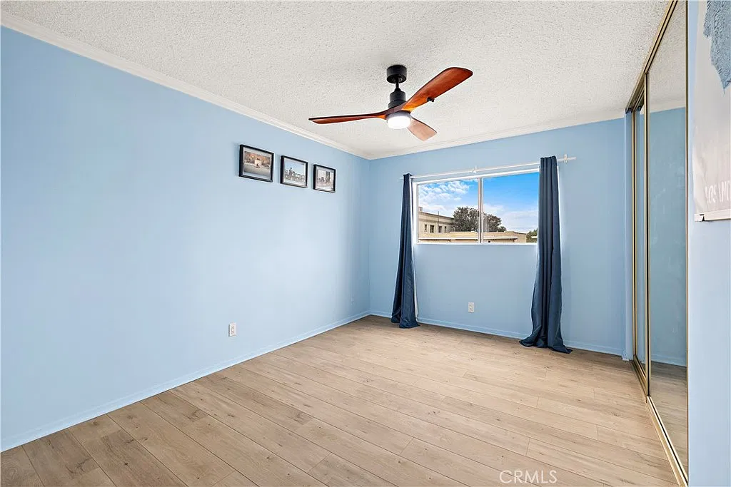 335 Cedar Ave — Photo 3