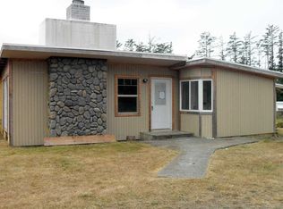 2220 Northcrest Dr, Crescent City, CA 95531