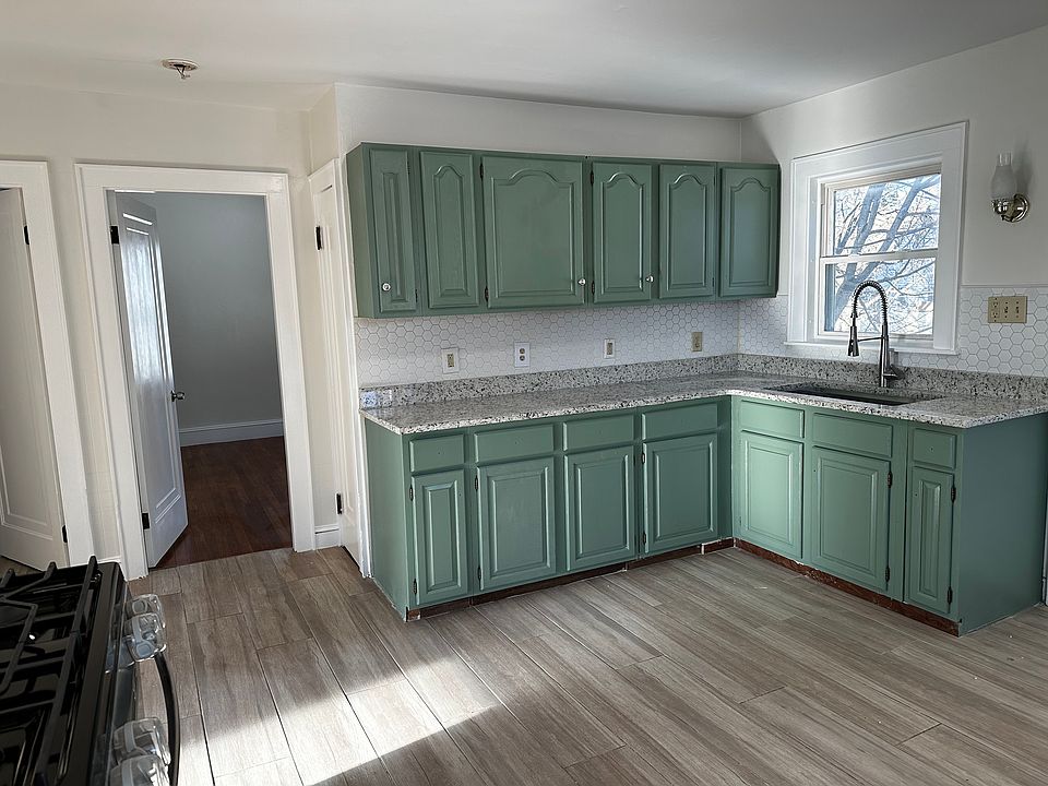 1st image of 95 W Allds St #95