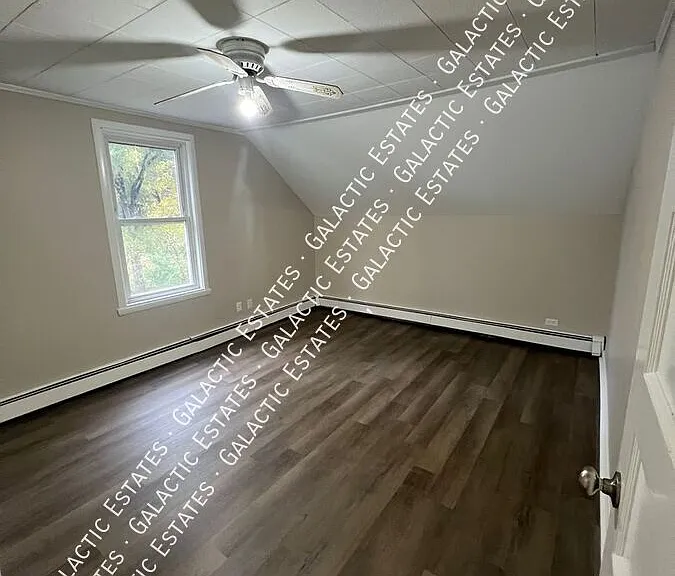 389 Boynton St #2 — Photo 5