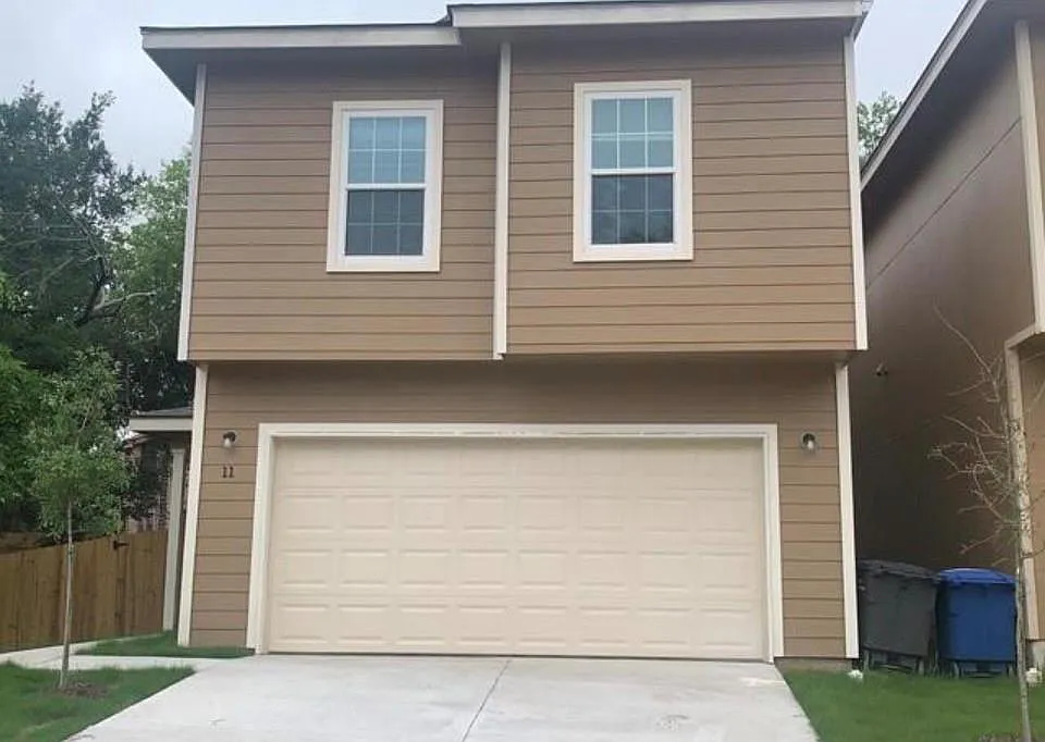 3 bed, 2.5 bath, 1540 sqft, $1,900 — Photo 1