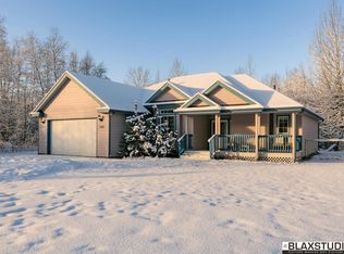 1932 S Creekside Dr, Wasilla, AK 99654