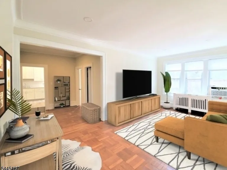 14 Forest St — Photo 3