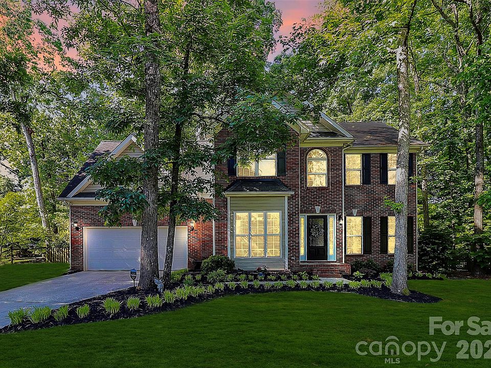1st image of 516 Aspen Ln
