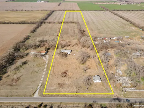 10701 S Broadway Ave, Peck, KS 67120