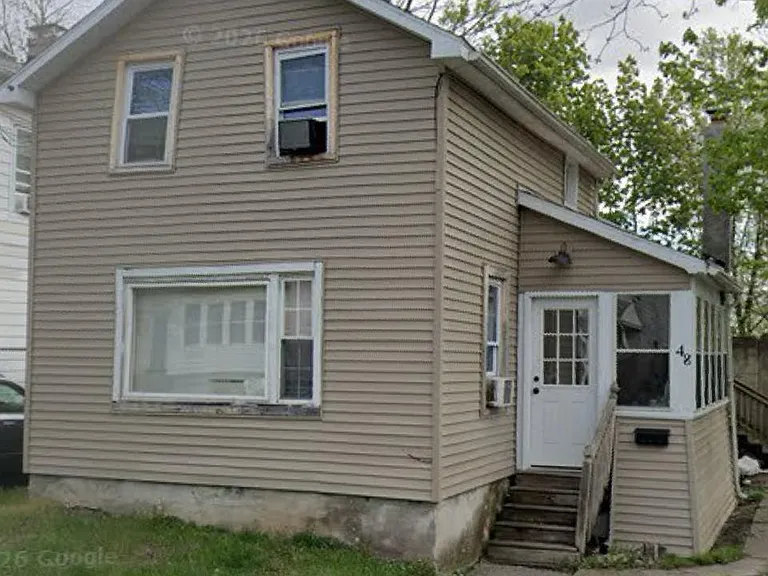 48 Jefferson St — Photo 1